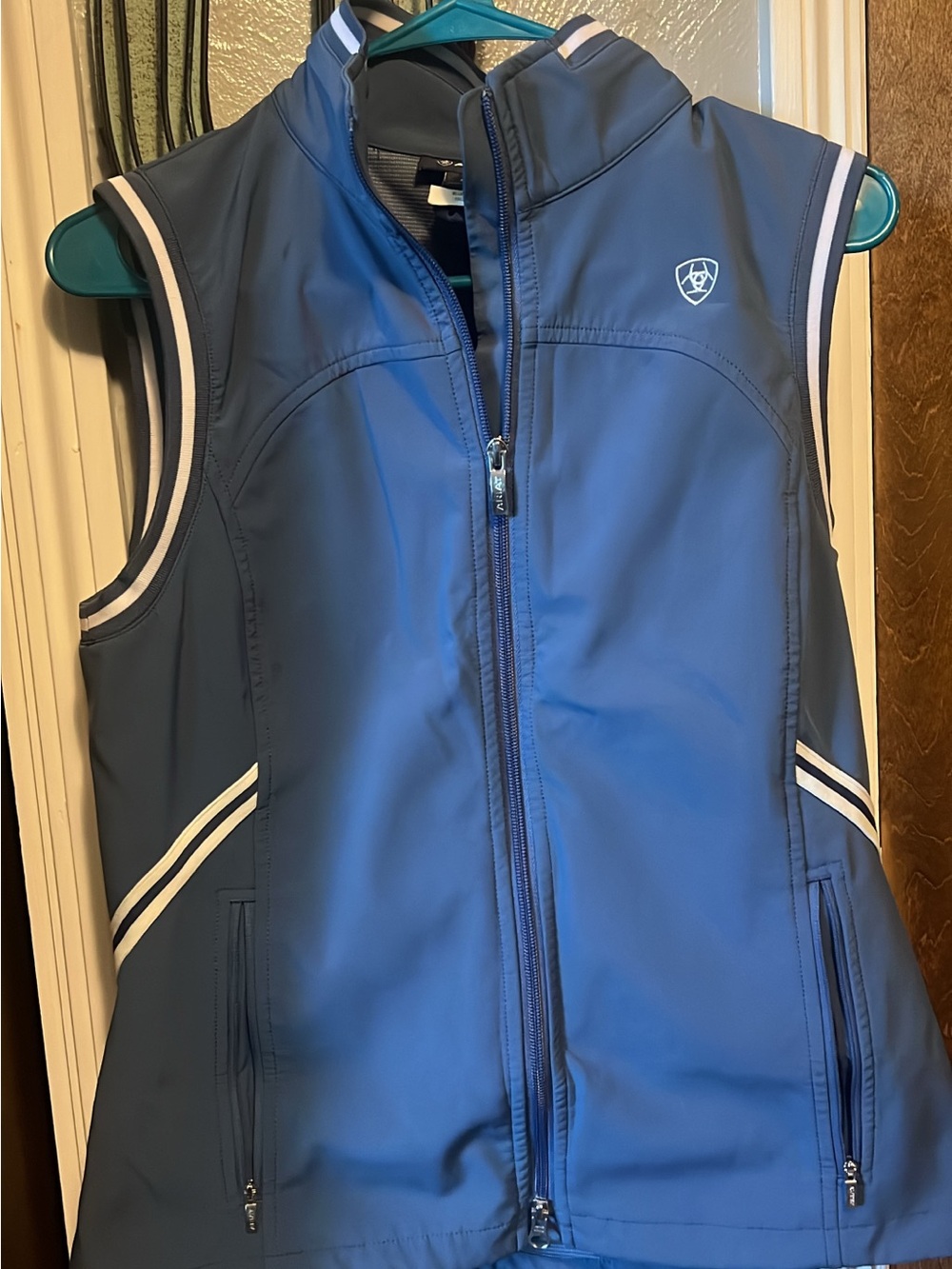 Ariat Women’s Blue Sleeveless Softshell Vest with White Trim